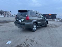 Photo of the vehicle Lexus GX