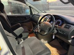 Сүрөт унаа Toyota Alphard