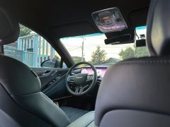 Photo of the vehicle Genesis G80