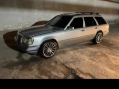 Фото авто Mercedes-Benz W124