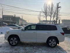 Сүрөт унаа Toyota Highlander