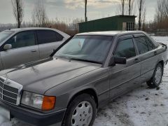 Сүрөт унаа Mercedes-Benz 190 (W201)