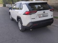 Photo of the vehicle Toyota RAV4