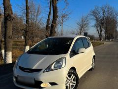 Фото авто Honda Fit