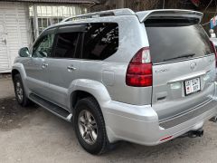 Photo of the vehicle Lexus GX