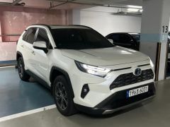 Сүрөт унаа Toyota RAV4