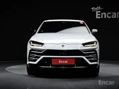 Фото авто Lamborghini Urus