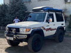 Сүрөт унаа Toyota Land Cruiser