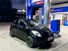 Сүрөт унаа Toyota Vitz