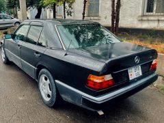 Photo of the vehicle Mercedes-Benz W124