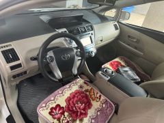 Сүрөт унаа Toyota Prius v (+)