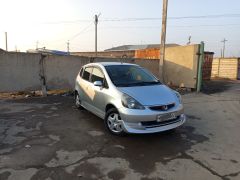 Photo of the vehicle Honda Fit