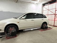 Сүрөт унаа Honda Avancier