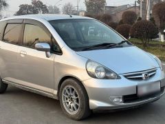 Фото авто Honda Fit