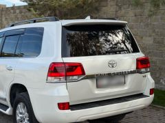 Сүрөт унаа Toyota Land Cruiser