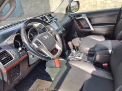 Сүрөт унаа Toyota Land Cruiser Prado