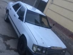 Photo of the vehicle Mercedes-Benz W124