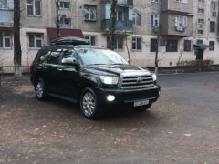 Сүрөт унаа Toyota Sequoia