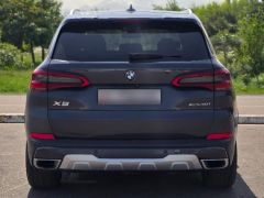 Photo of the vehicle BMW X5