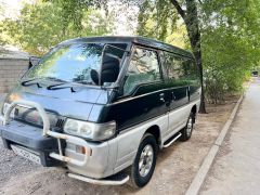 Фото авто Mitsubishi Delica