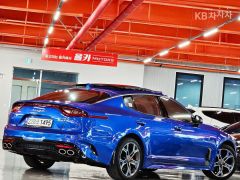 Сүрөт унаа Kia Stinger