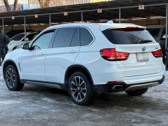 Photo of the vehicle BMW X5