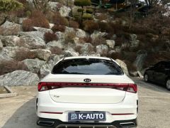 Photo of the vehicle Kia K5