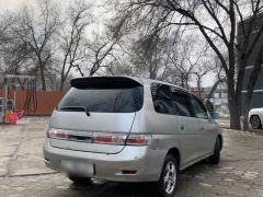 Фото авто Toyota Gaia