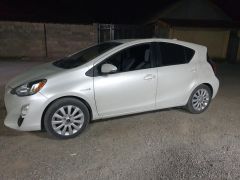 Фото авто Toyota Prius c