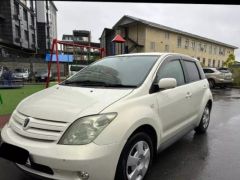 Photo of the vehicle Toyota Ist