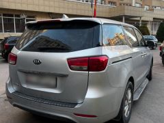Photo of the vehicle Kia Sedona