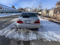 Photo of the vehicle Toyota Crown