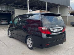 Сүрөт унаа Toyota Alphard