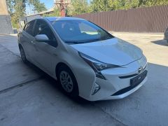 Фото авто Toyota Prius