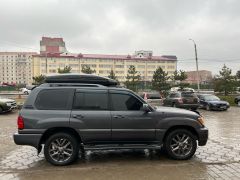 Photo of the vehicle Lexus LX