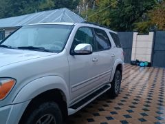 Сүрөт унаа Toyota Sequoia