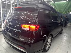 Photo of the vehicle Kia Carnival