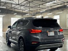 Photo of the vehicle Hyundai Santa Fe