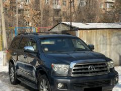 Фото авто Toyota Sequoia