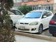 Фото авто Toyota Ipsum