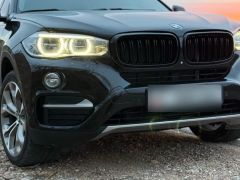 Photo of the vehicle BMW X6