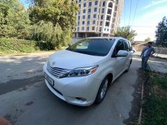 Сүрөт унаа Toyota Sienna