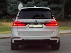 Фото авто BMW X7