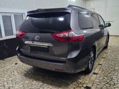 Сүрөт унаа Toyota Sienna