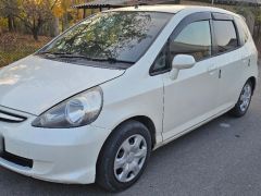 Photo of the vehicle Honda Fit