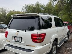 Сүрөт унаа Toyota Sequoia