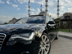 Photo of the vehicle Audi A8