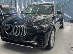 Фото авто BMW X7