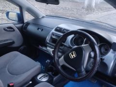 Фото авто Honda Fit