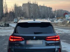 Photo of the vehicle BMW X5